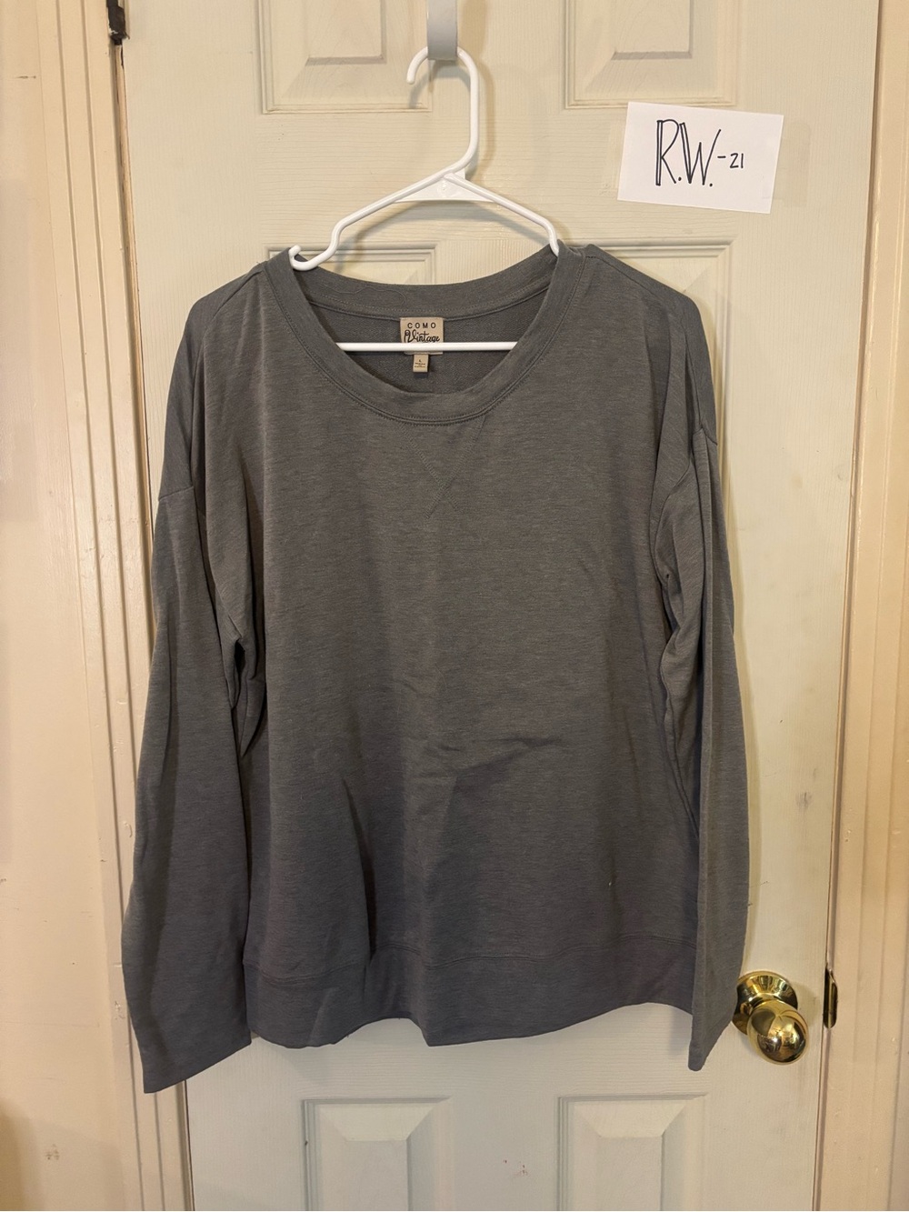 Como Vintage Long Sleeve Crewneck Tee - Gray